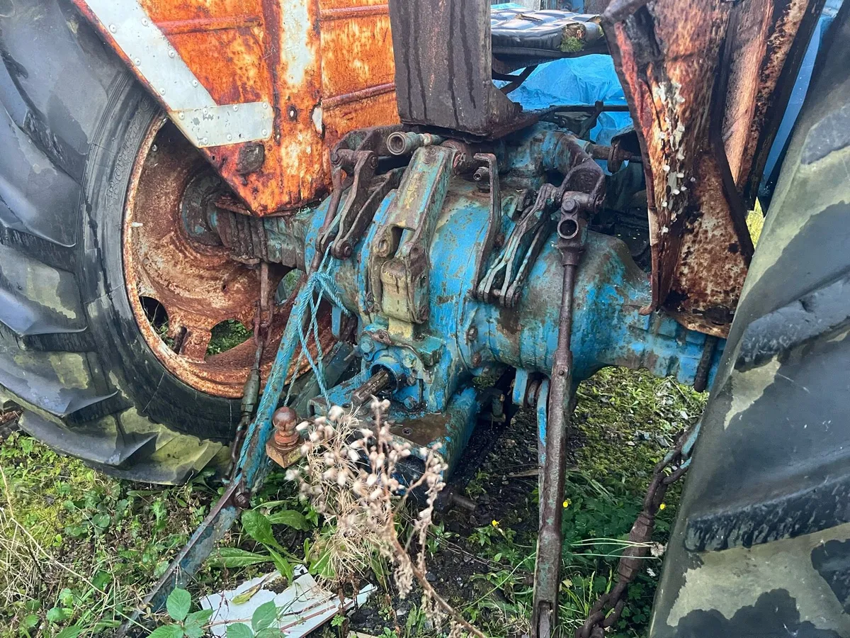 Tractor - Image 3