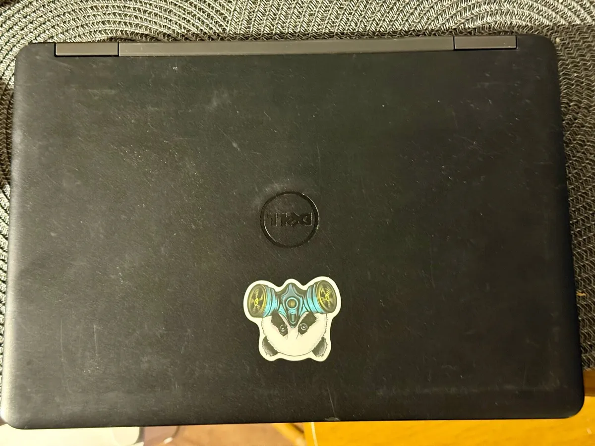 Dell Latitude 14 Business laptop - Image 3