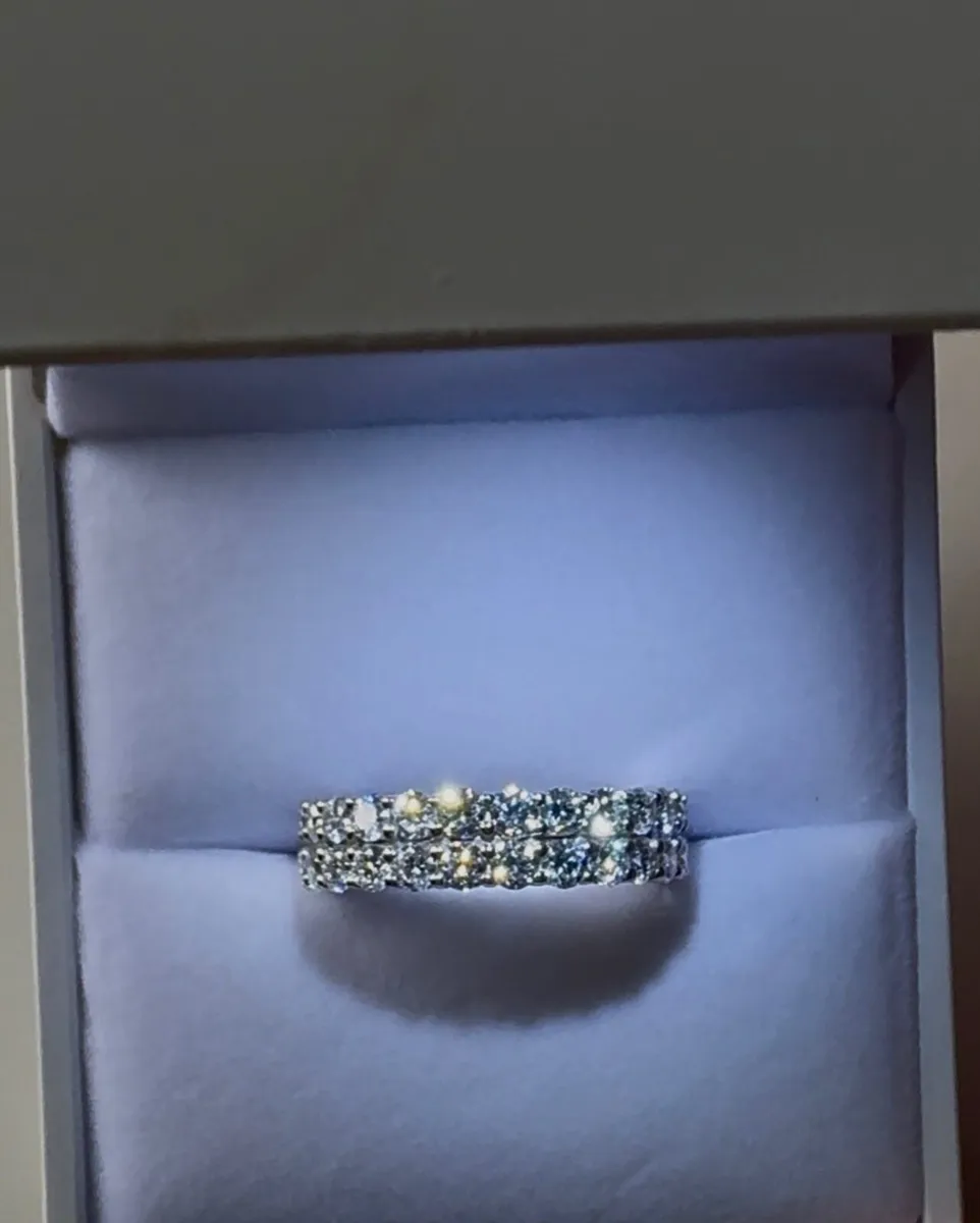 Diamond ring, double eternity 3.65 carat, VVS1 - Image 1