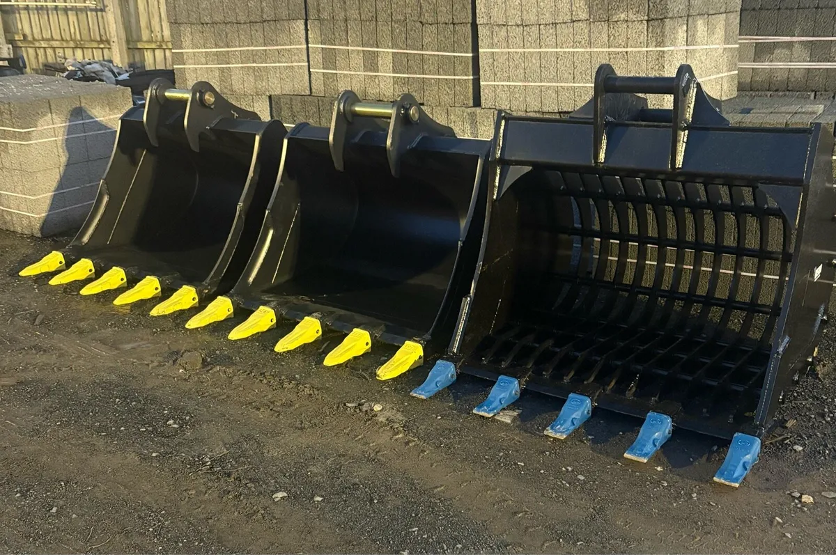 FULL RANGE DIGGER BUCKETS AND ATTACHMENTS - Image 1