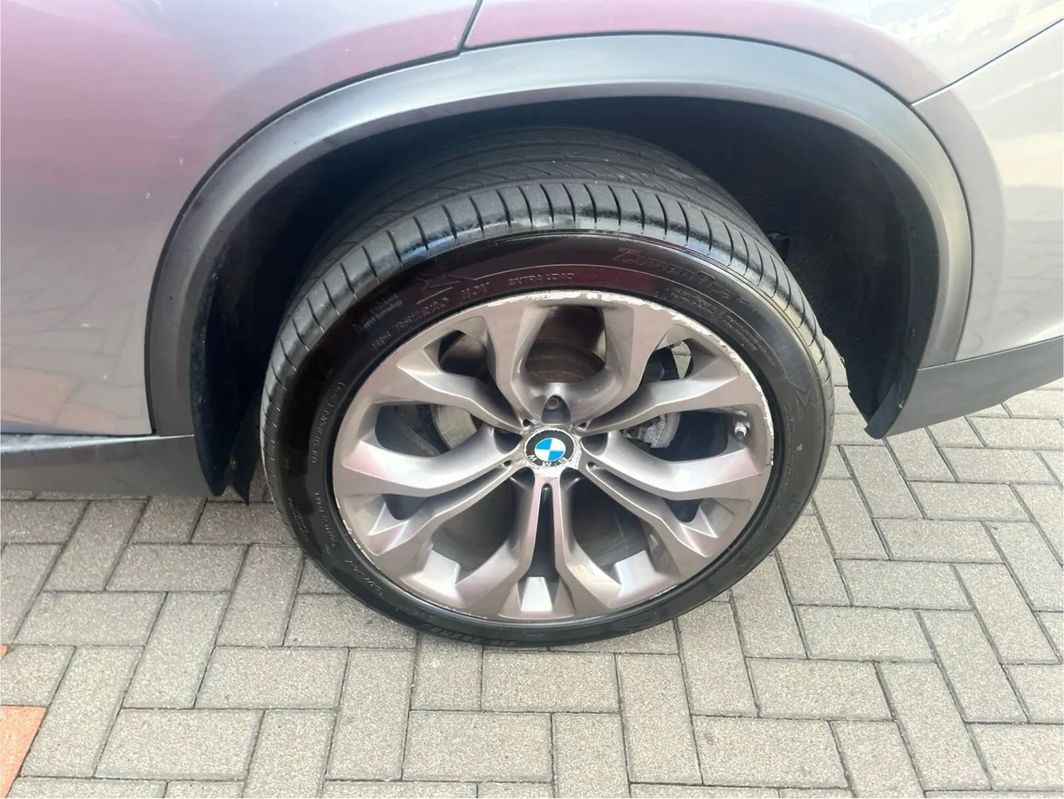 BMW X5 xDrive40e | Hybrid - Image 4