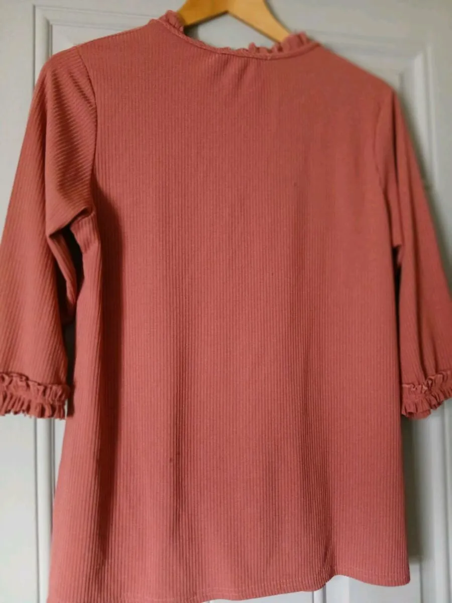 Ladies top - Image 3