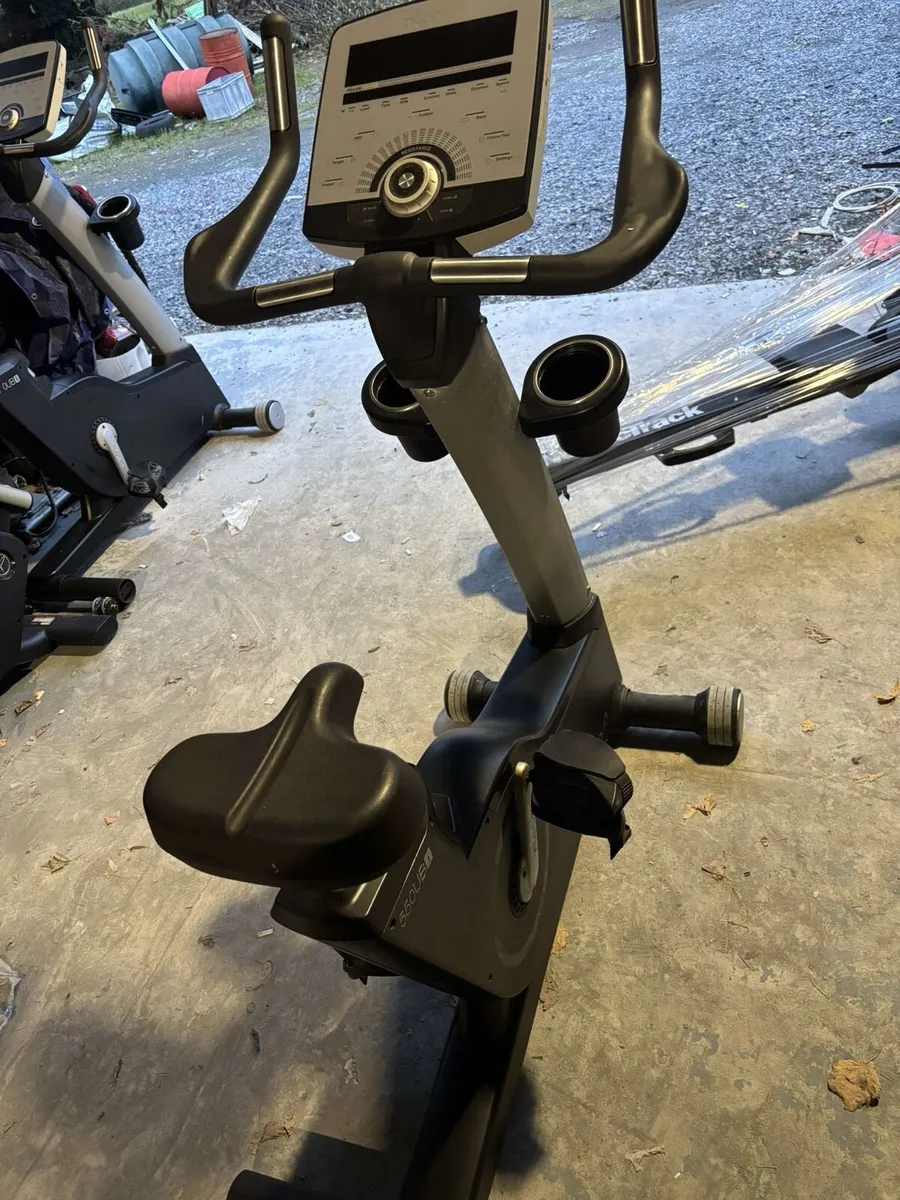Intensa upright bike - Image 1
