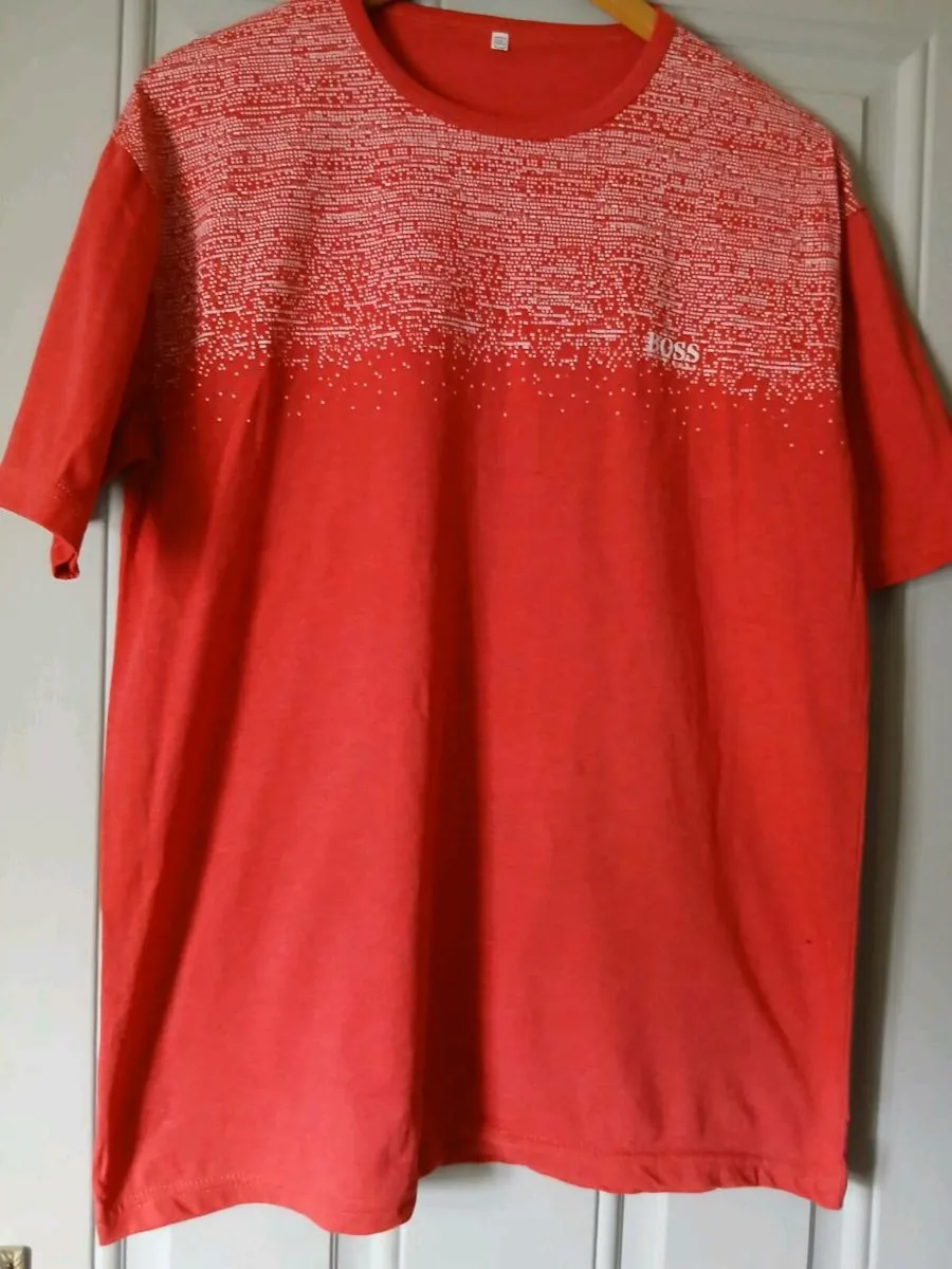 Mens top - Image 1