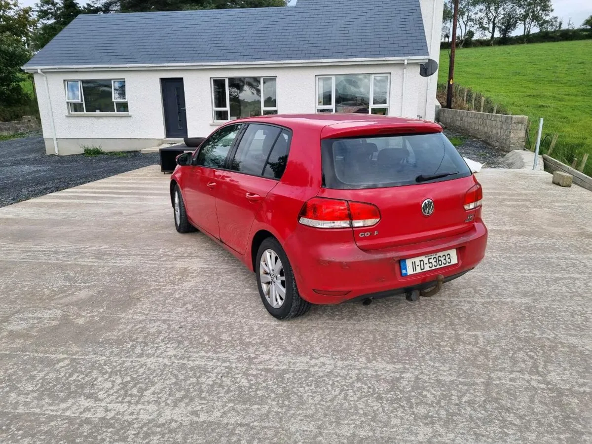 Volkswagen golf - Image 2