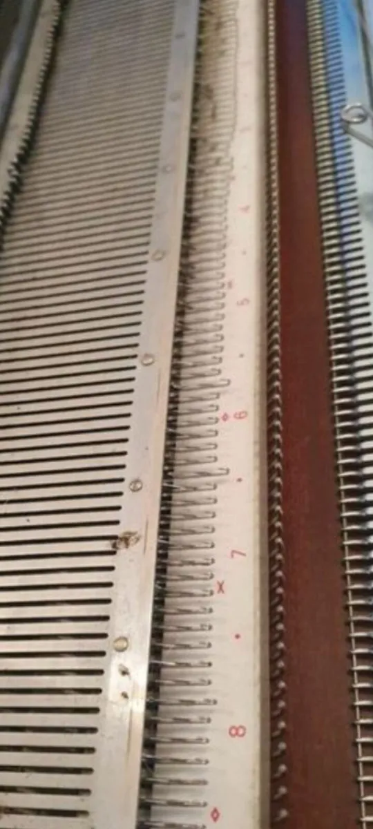 rare empisal knitmaster model 321 - Image 4