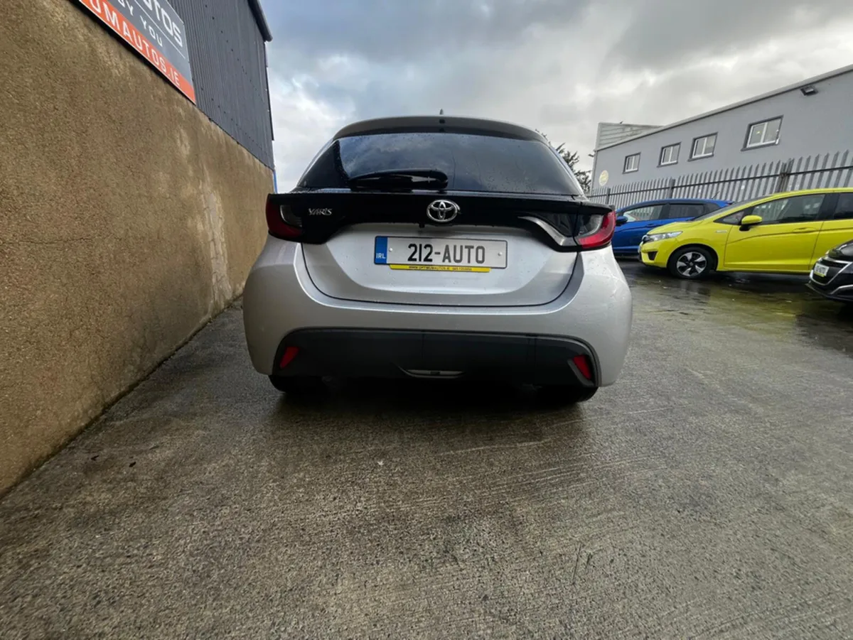 Toyota Yaris AUTOMATIC 1.0 PETROL - Image 3