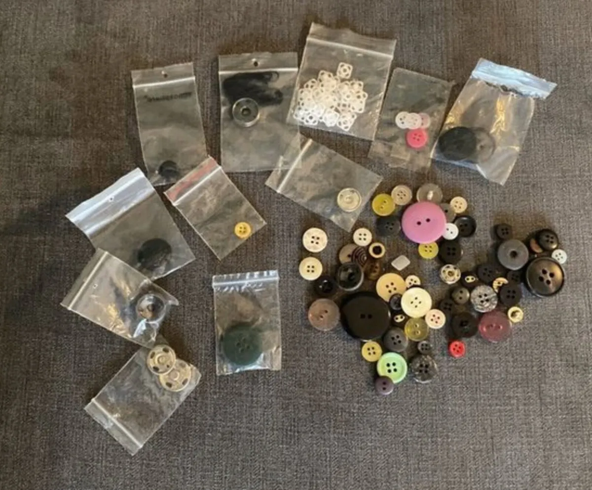 Buttons - Assorted - Image 1