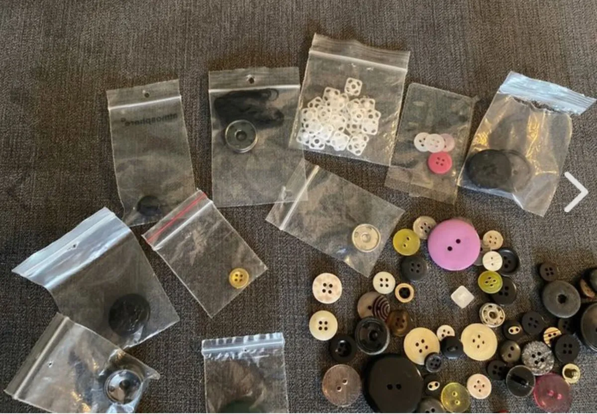Buttons - Assorted - Image 3