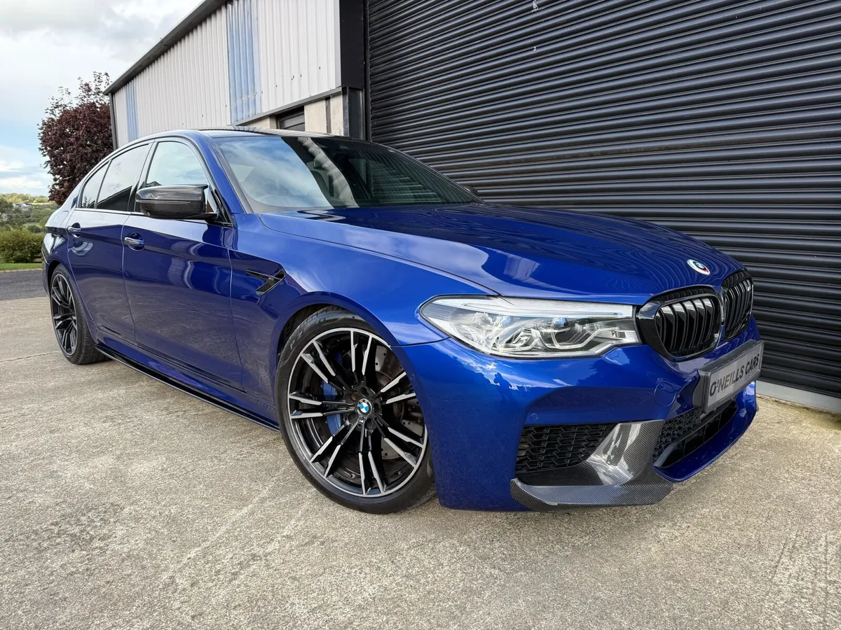 2018 BMW M5 4.4 V8 XDrive - Image 3