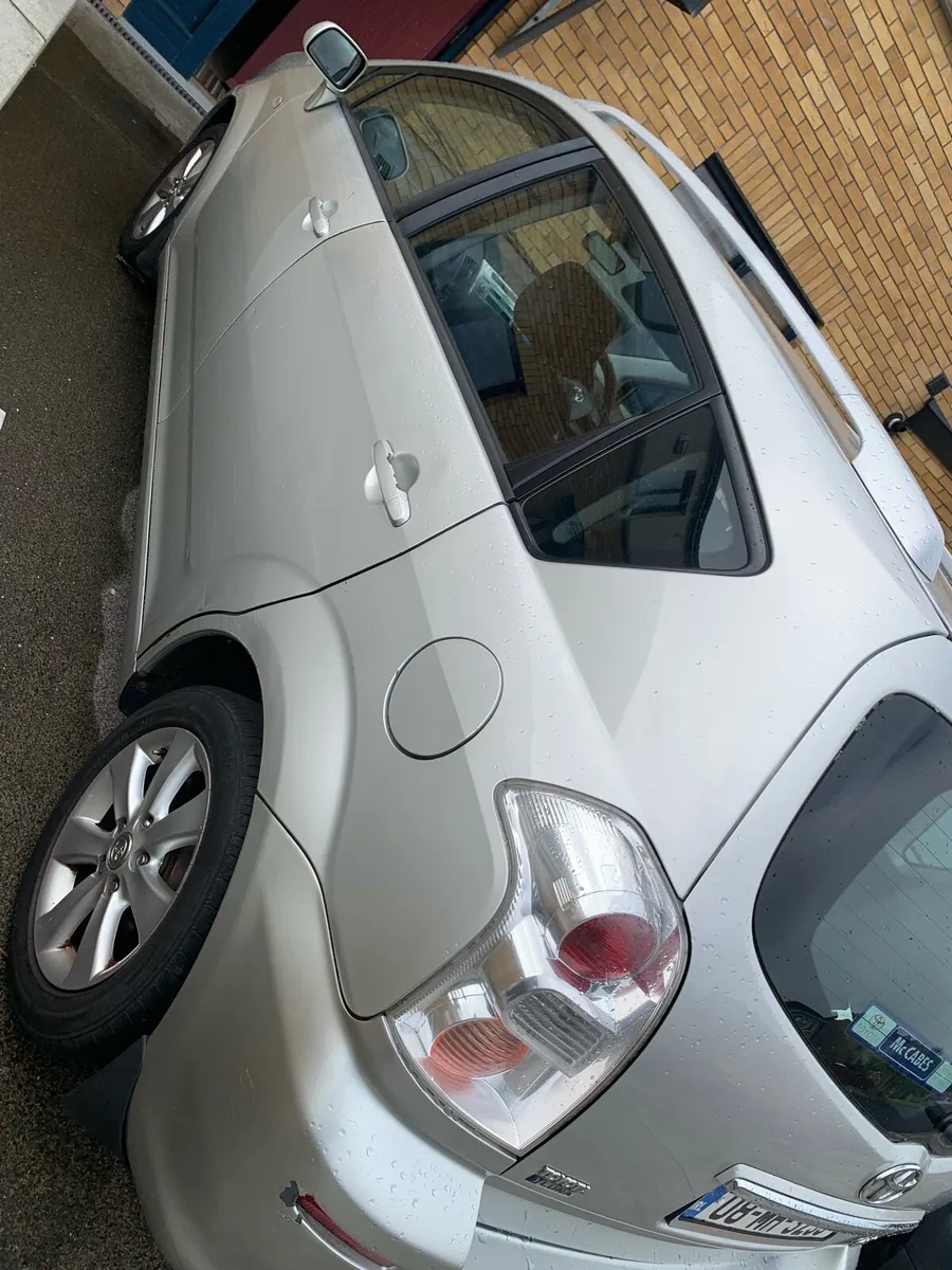 Toyota verso - Image 2