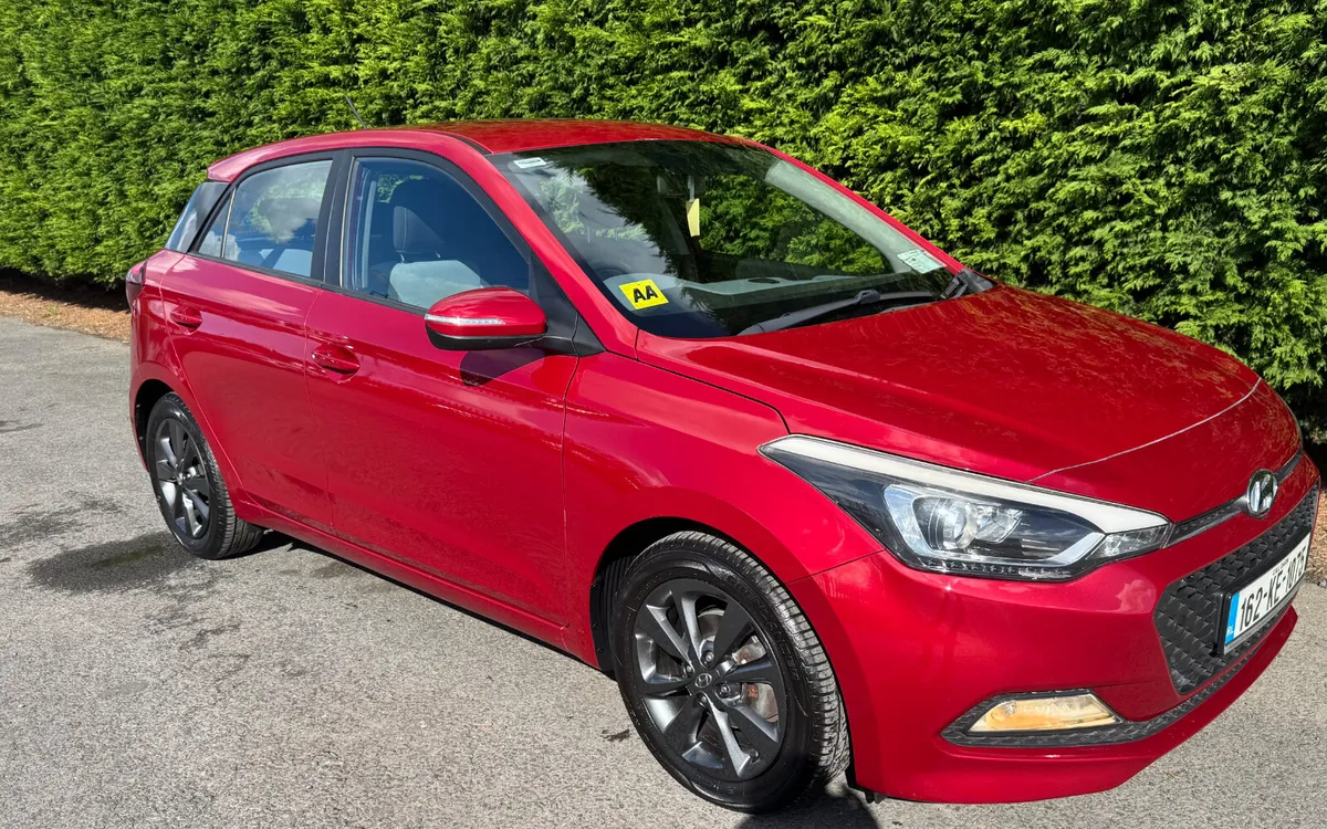 Hyundai i20 2016 DELUXE NCT 11-26 - Image 1