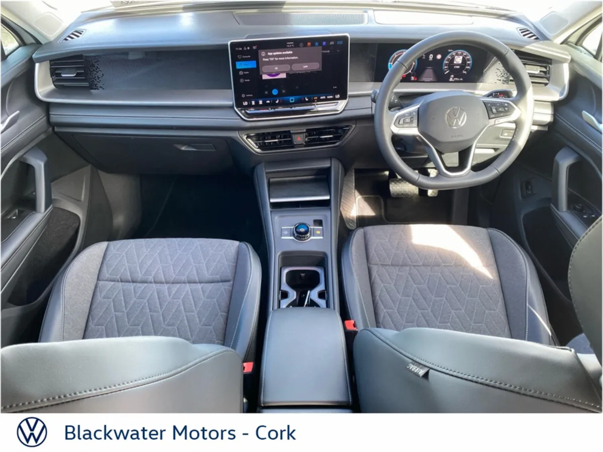 Volkswagen Tayron 2.0TDI 150BHP AUTOMATIC EDITION - Image 3
