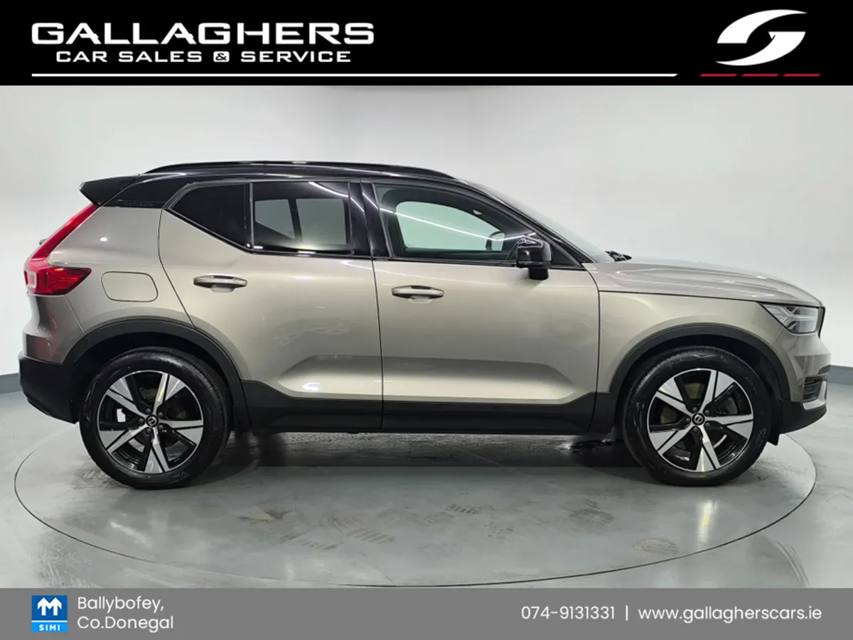 Volvo XC40 (212) R-DESIGN T4 RECHARGE PHEV - Image 4