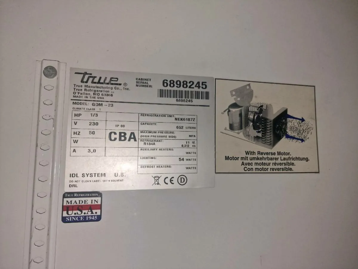 Display fridge , catering equipments - Image 3