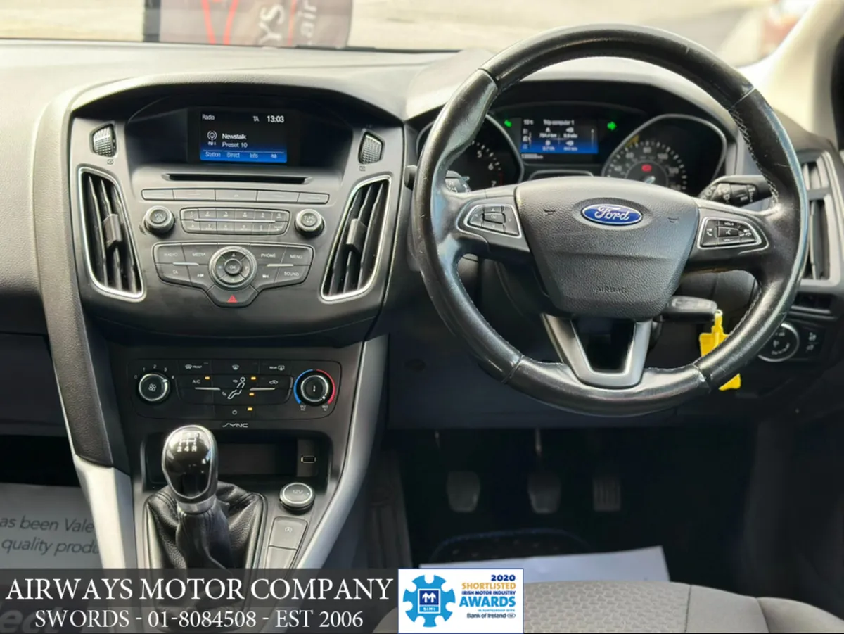 Ford Focus 1.0 ECOBOOST ZETEC TURBO 5DR - Image 3