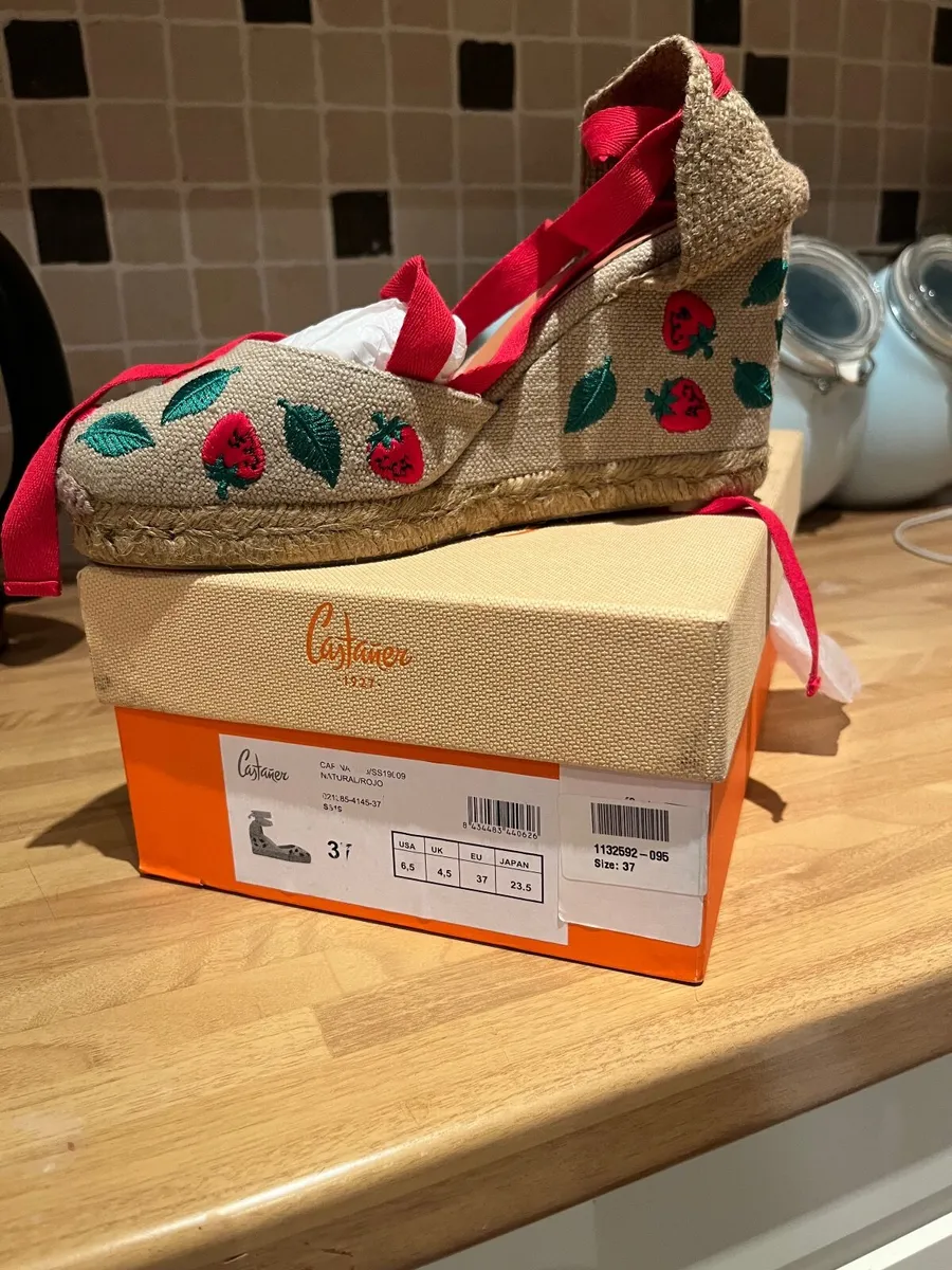 Shoes - Image 4
