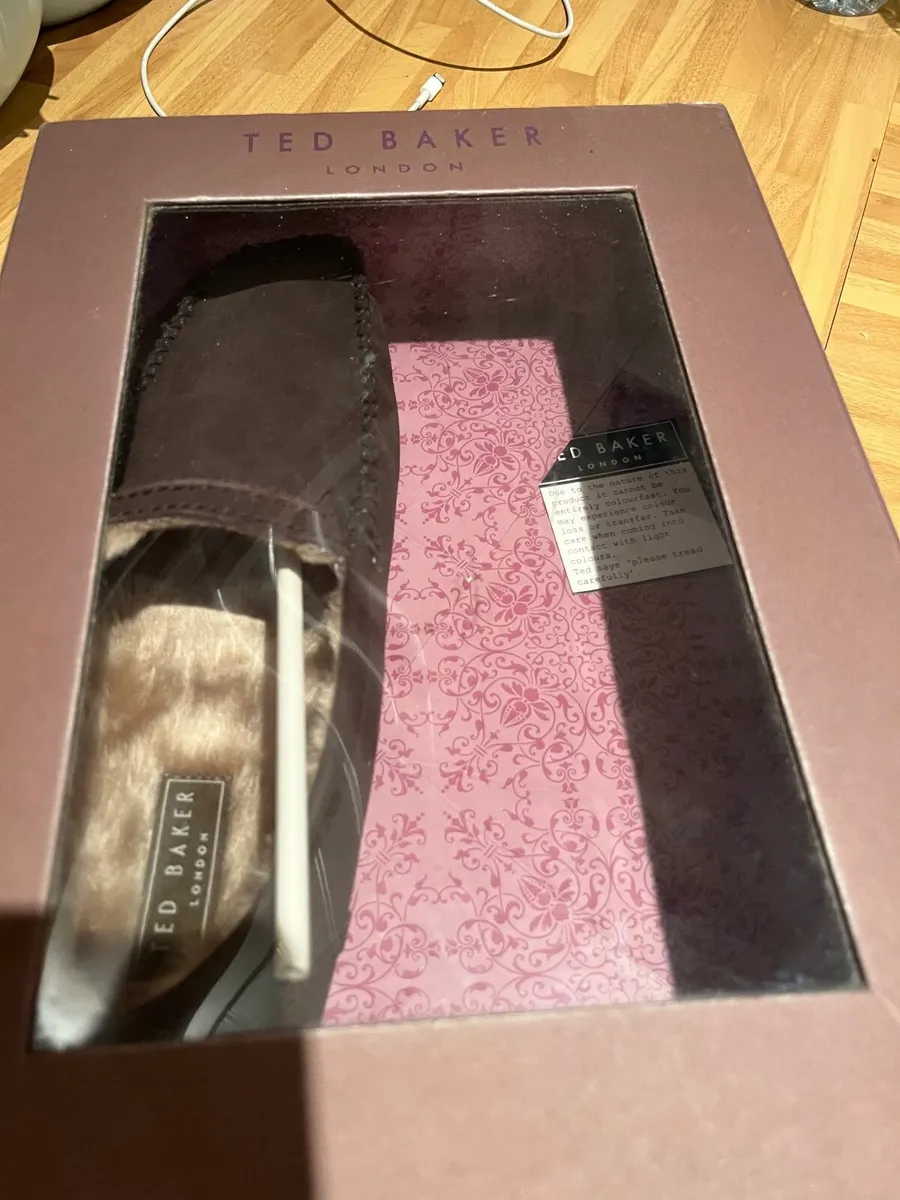 Shoes - Image 2
