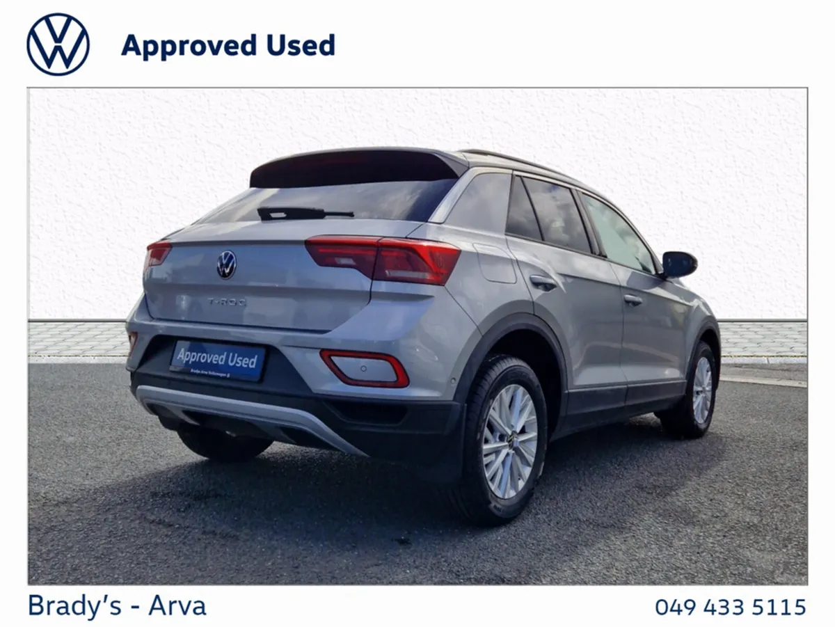 Volkswagen T-Roc LIFE 2.0 TDI 116BHP M6F 5DR - Image 3