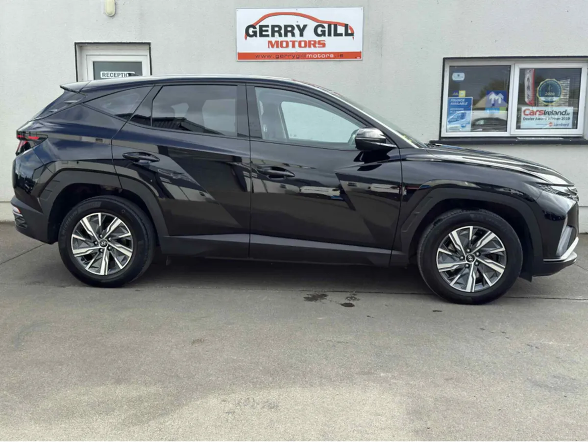 Hyundai Tucson COMFORT PLUS 5DR * CAMERA & HEATED - Image 3