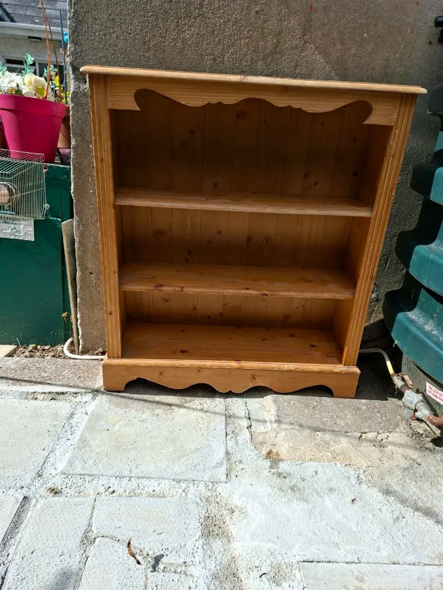 Bookshelf - Image 2