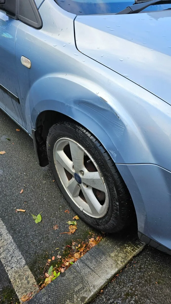 Ford focus 2006 - Image 2