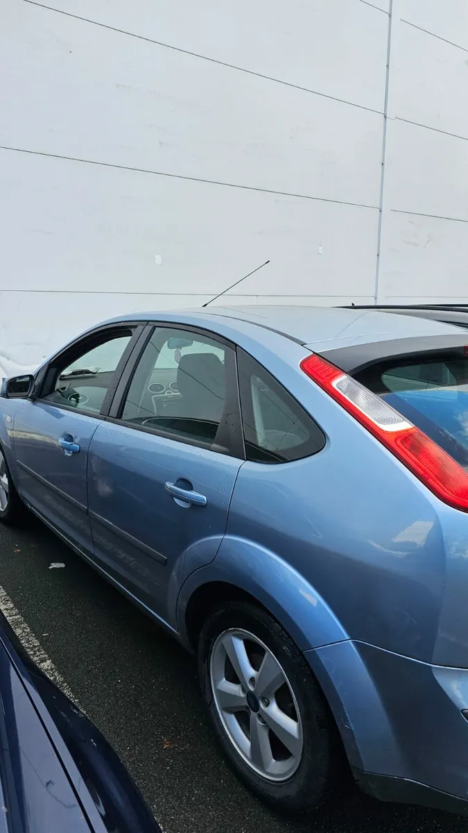 Ford focus 2006 - Image 1
