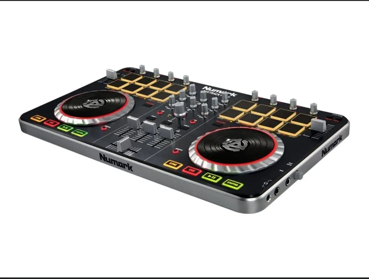 Numark mixtrack pro 2 with RCA cable and midi - Image 2