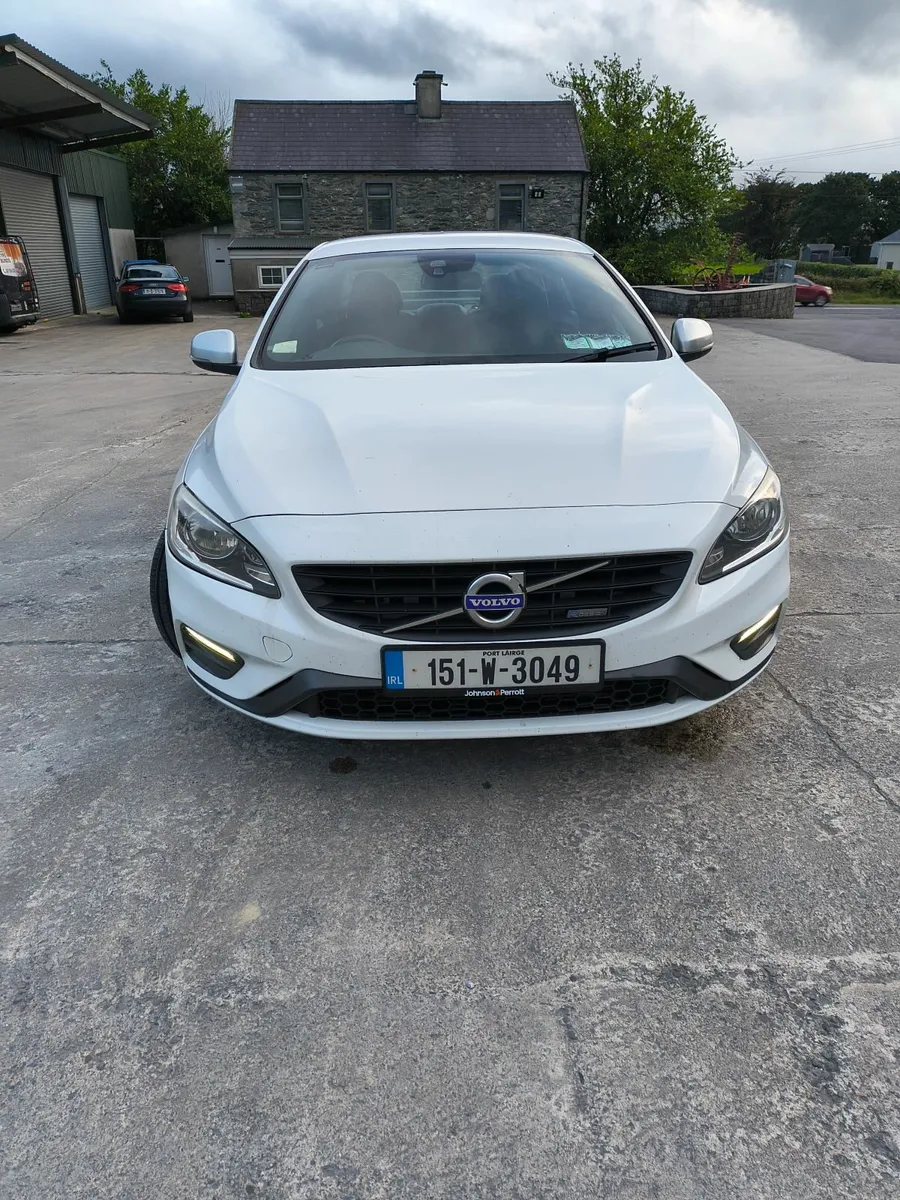 Volvo S60 2015 - Image 1