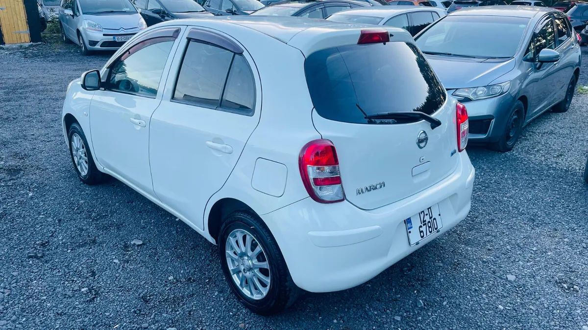 Nissan March 2012 fully automatic - Image 3