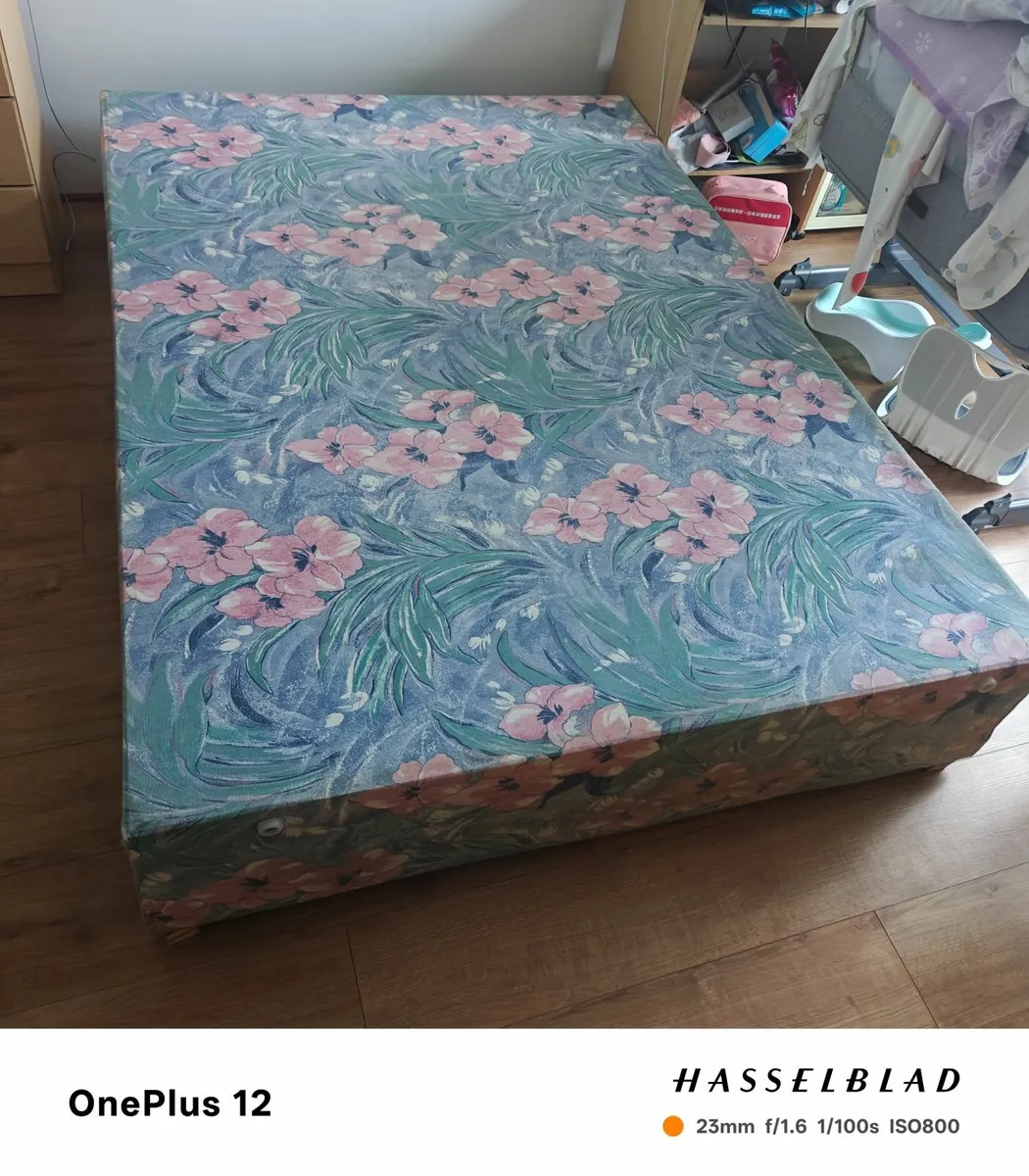 double bed Free - Image 2