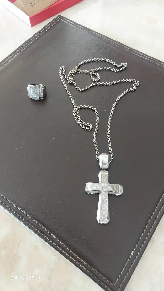 Man's Necklace