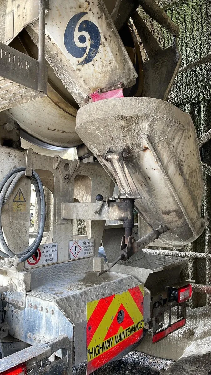VOLVO  TRIDENT MIXER (2017) - Image 3
