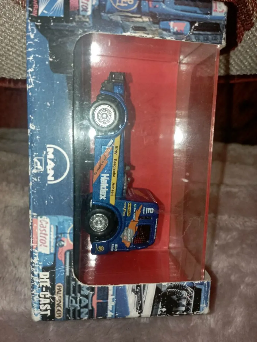 NEW RAY G-RA(CING TRUCK  TRUCK 1-87 SCALE - Image 3