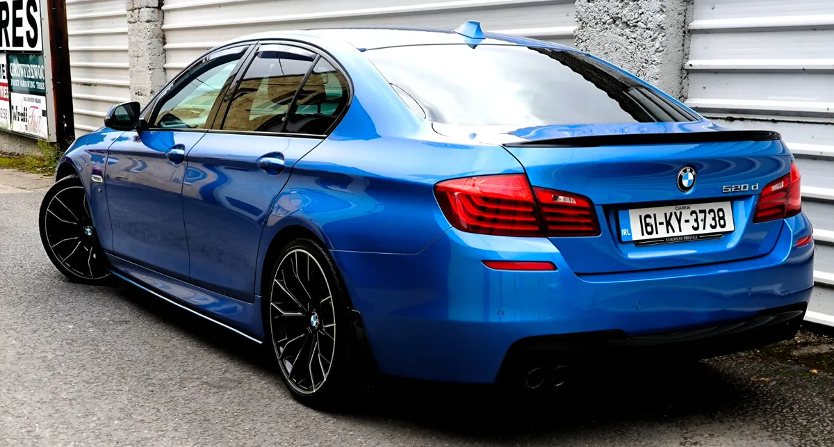 BMW 5-Series 2016 M SPORT - Image 4