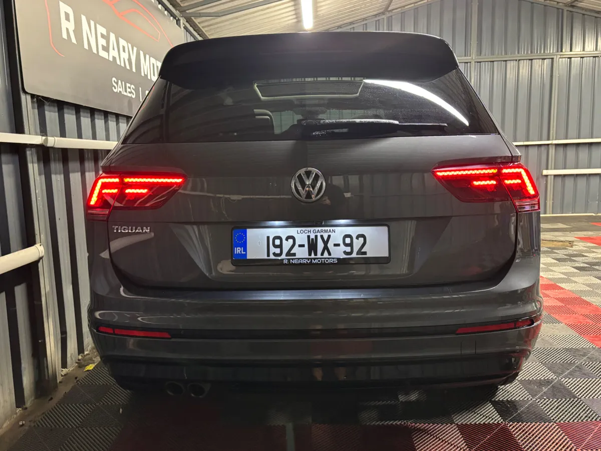 2019 192 Volkswagen Tiguan 2.0 TDI 150HP R-Line - Image 2