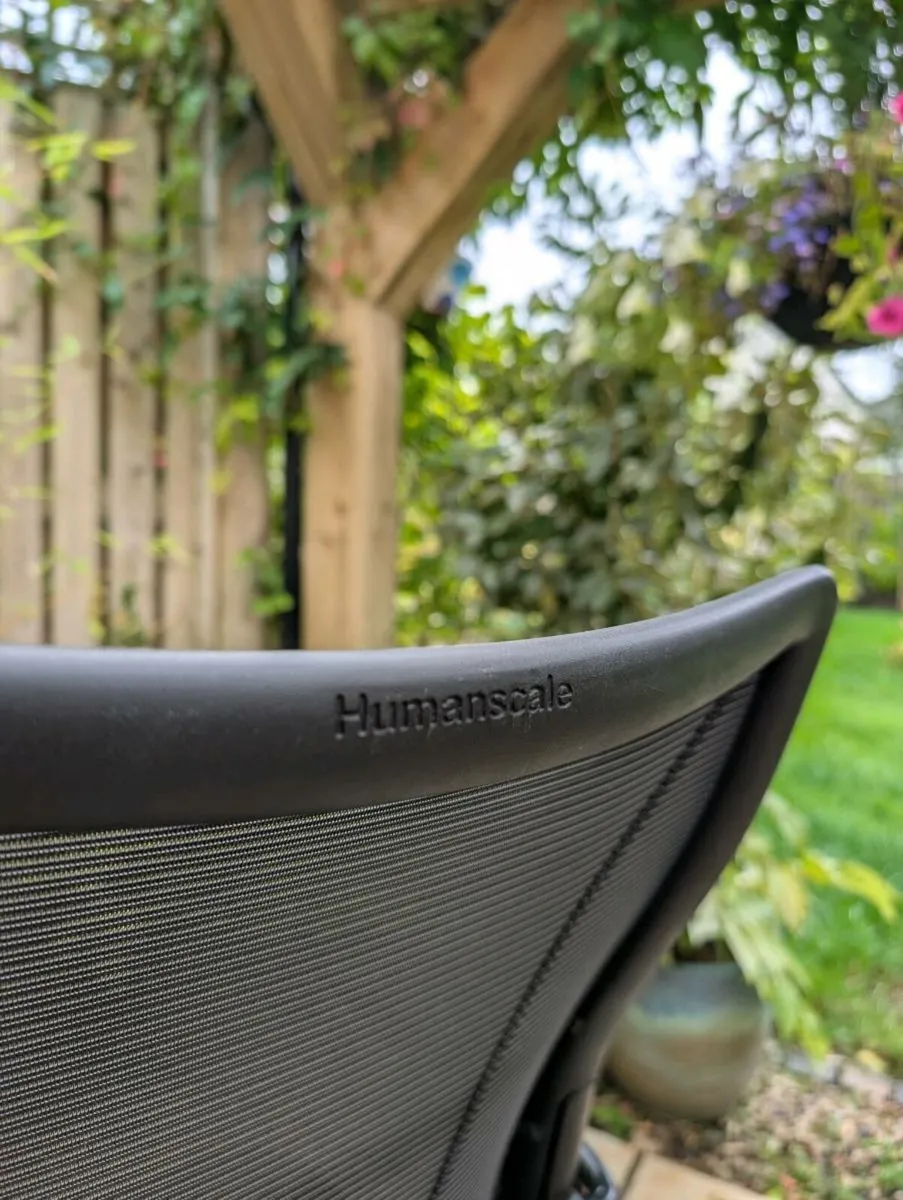 Ergonomic office chair - Image 4