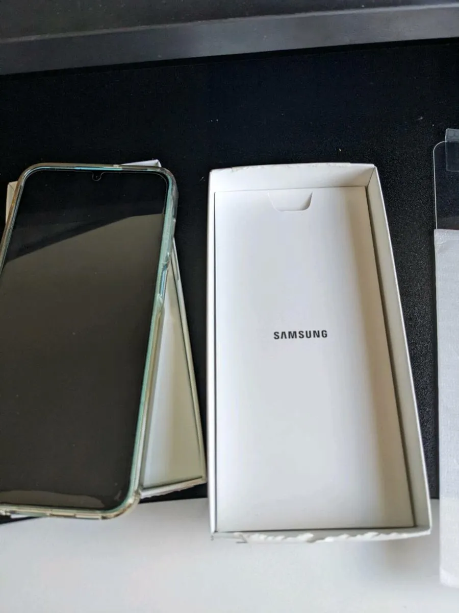 Samsung Galaxy A16- Green Excellent condition - Image 1