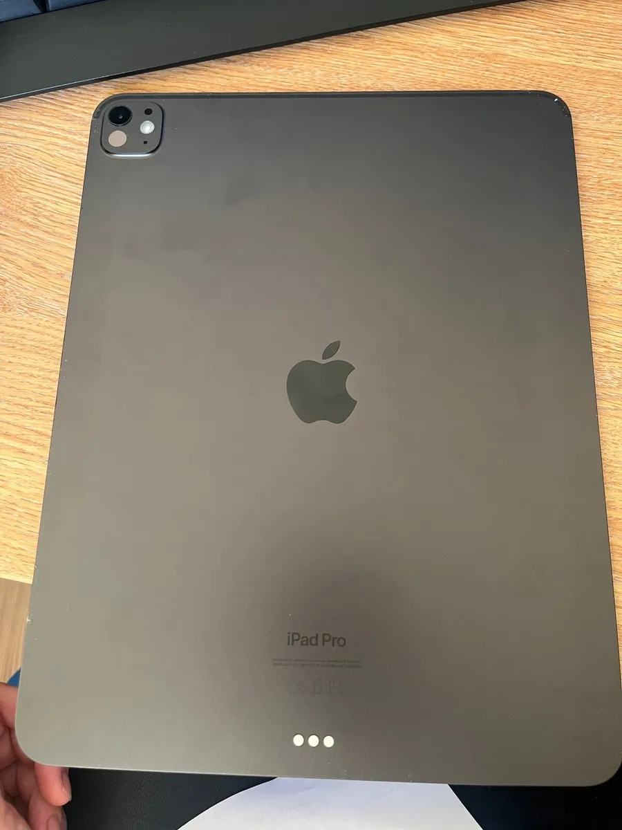 iPad Pro 13” M4 1TB - Image 4