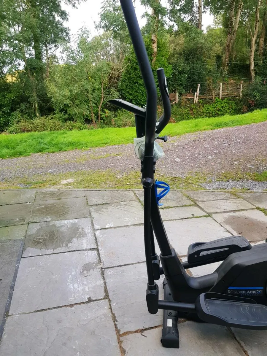 Cross trainer - Image 3