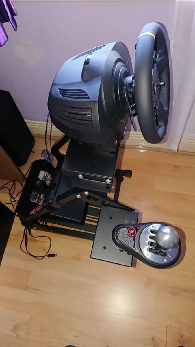 Thrustmaster Racing Sim Bundle - Perfect condition - Image 3