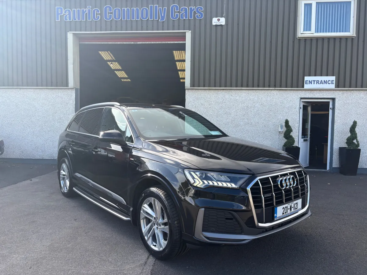 Audi Q7 S Line 7 Seat 3.0TDi 45 - Image 1