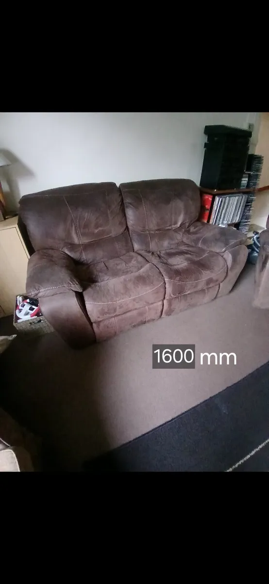 3 piece sofa suite - Image 2