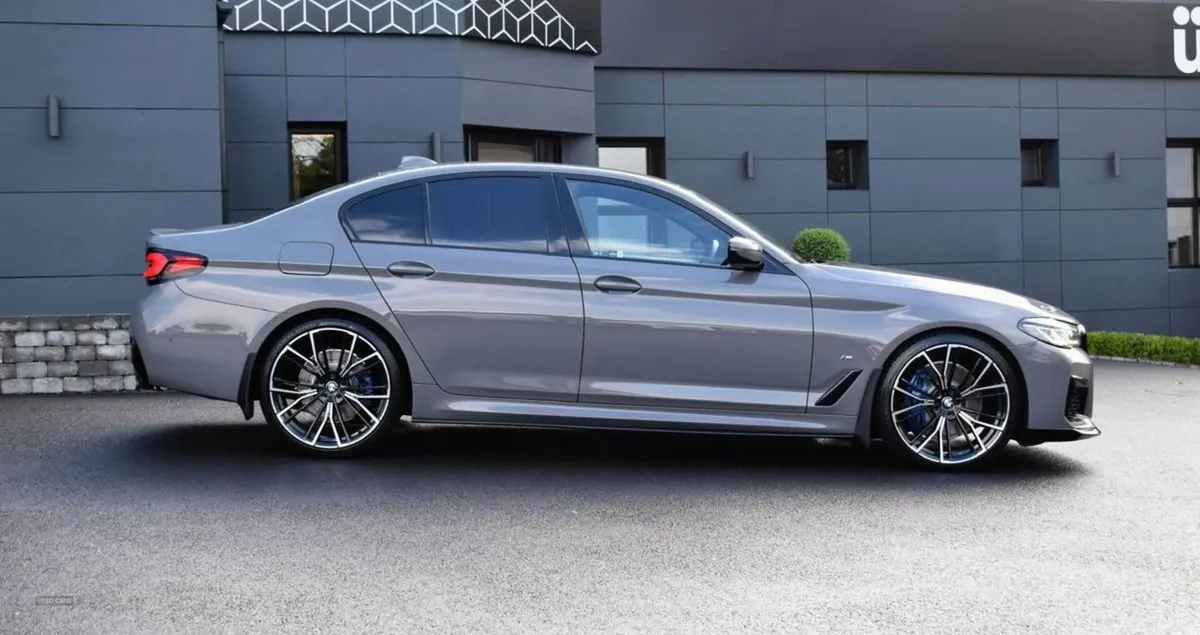 BMW 5 Series 3.0 530d Xdrive M Sport Mhev Auto 4W - Image 4
