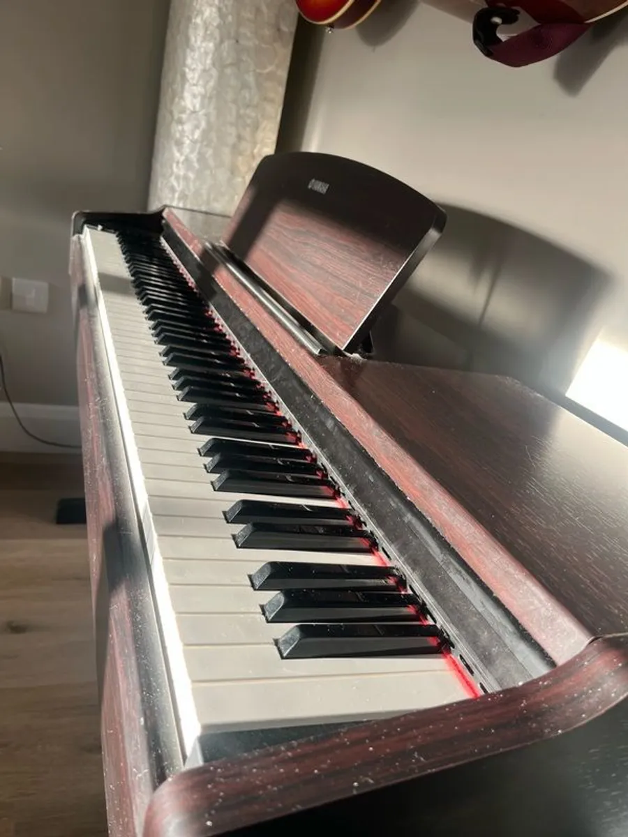 Yamaha Digital Piano YDP-131-R - Image 2