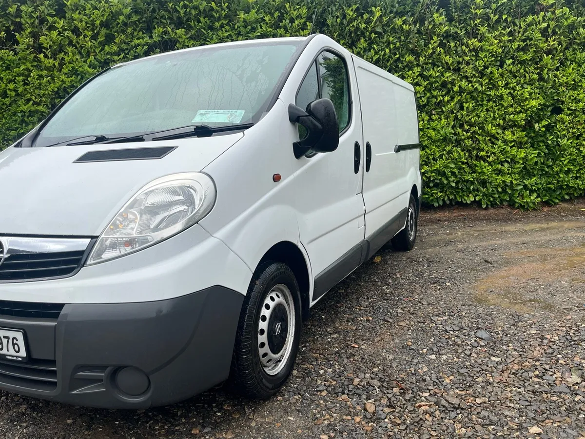 2014 Opel Vivaro - Image 2
