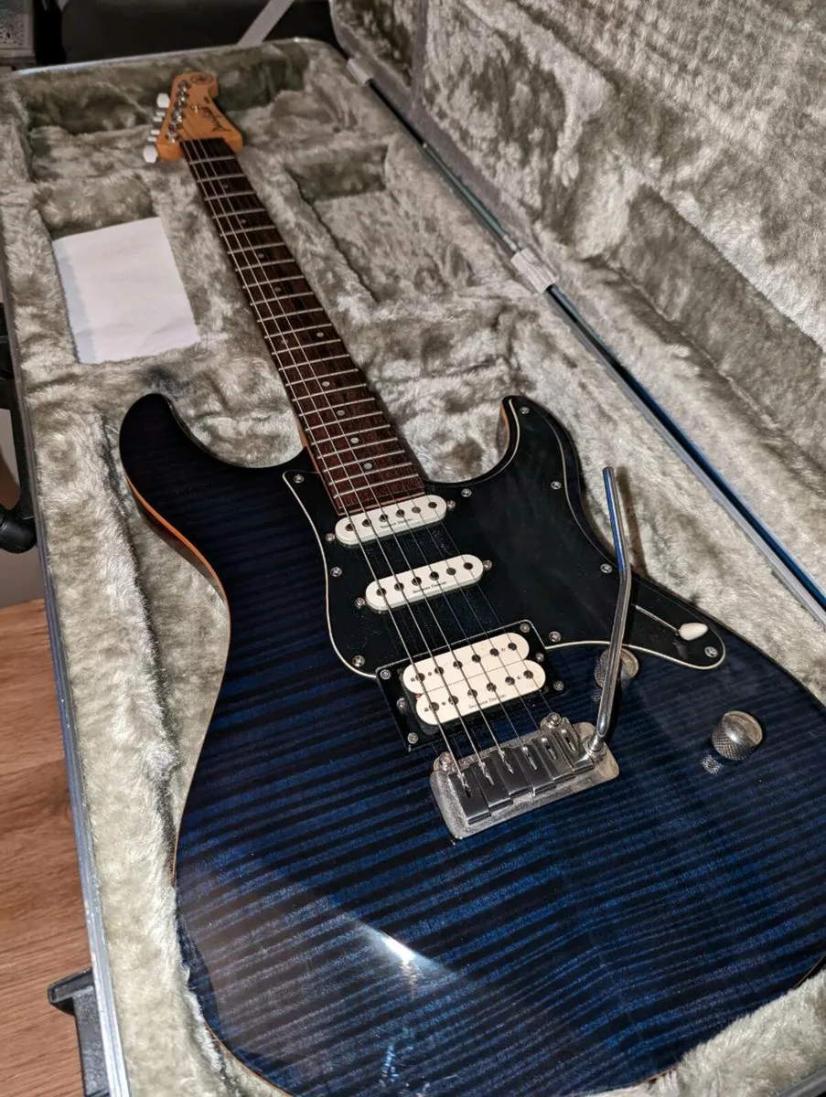 Yamaha Pacifica 812v - Image 2