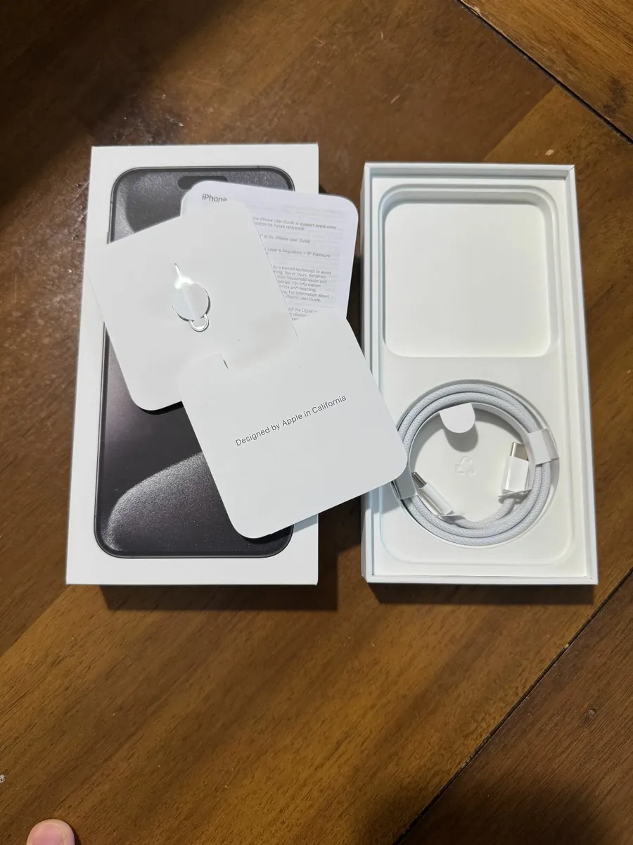 iPhone 15 Pro Max 256GB - Unlocked - - Image 3
