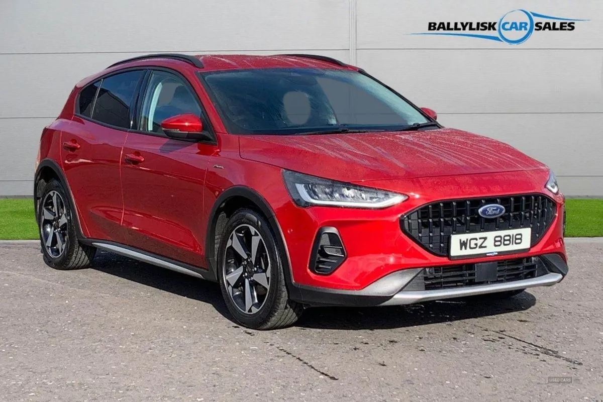 Ford Focus 1.0t 125PS Active in Fantastic Red Wit - Image 1