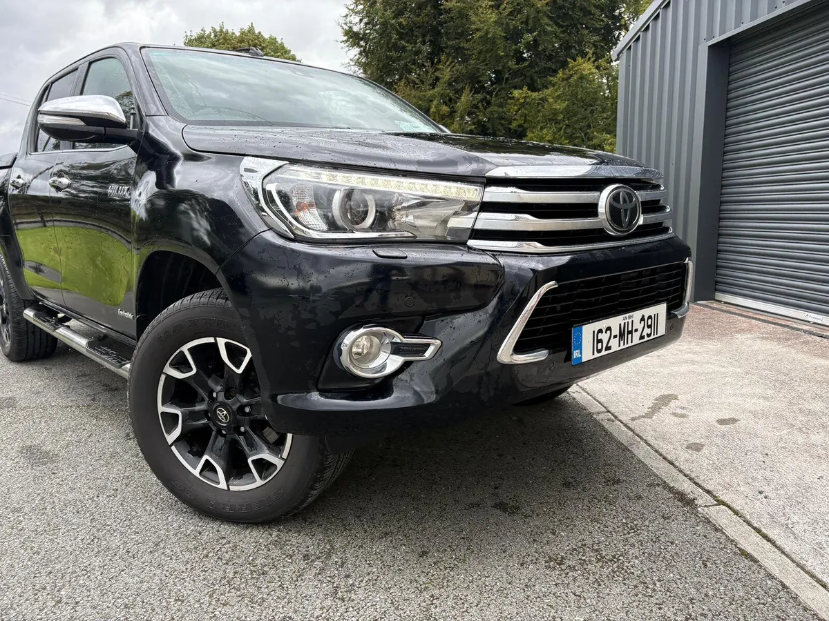 2016 Toyota Hilux Invincible X Auto(NO VAT) - Image 4